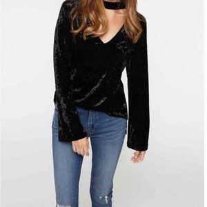 Sanctuary Black Crush Velvet Choker Front Long Sleeve Top Size S